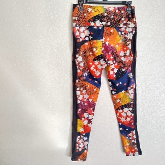 Free People FP Movement Colorful Floral Mesh Sides Full Length Leggings sz M - Picture 6 of 8